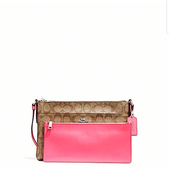 ⚡️🆕 Coach East/West Crossbody Pop Out Pink Pouch - Picture 3 of 7